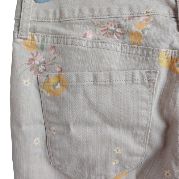 Bandolino Mandie Slim Crop Womens Size 8 Taupe Wash Pink Floral Ankle Crop Jeans - Picture 11 of 14